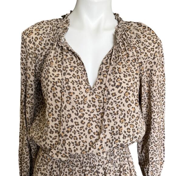 Skylar + Madison leopard print tiered mini dress size medium - Picture 5 of 14